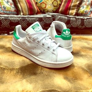ADIDAS Iconic Stan Smith classic sneakers EUC